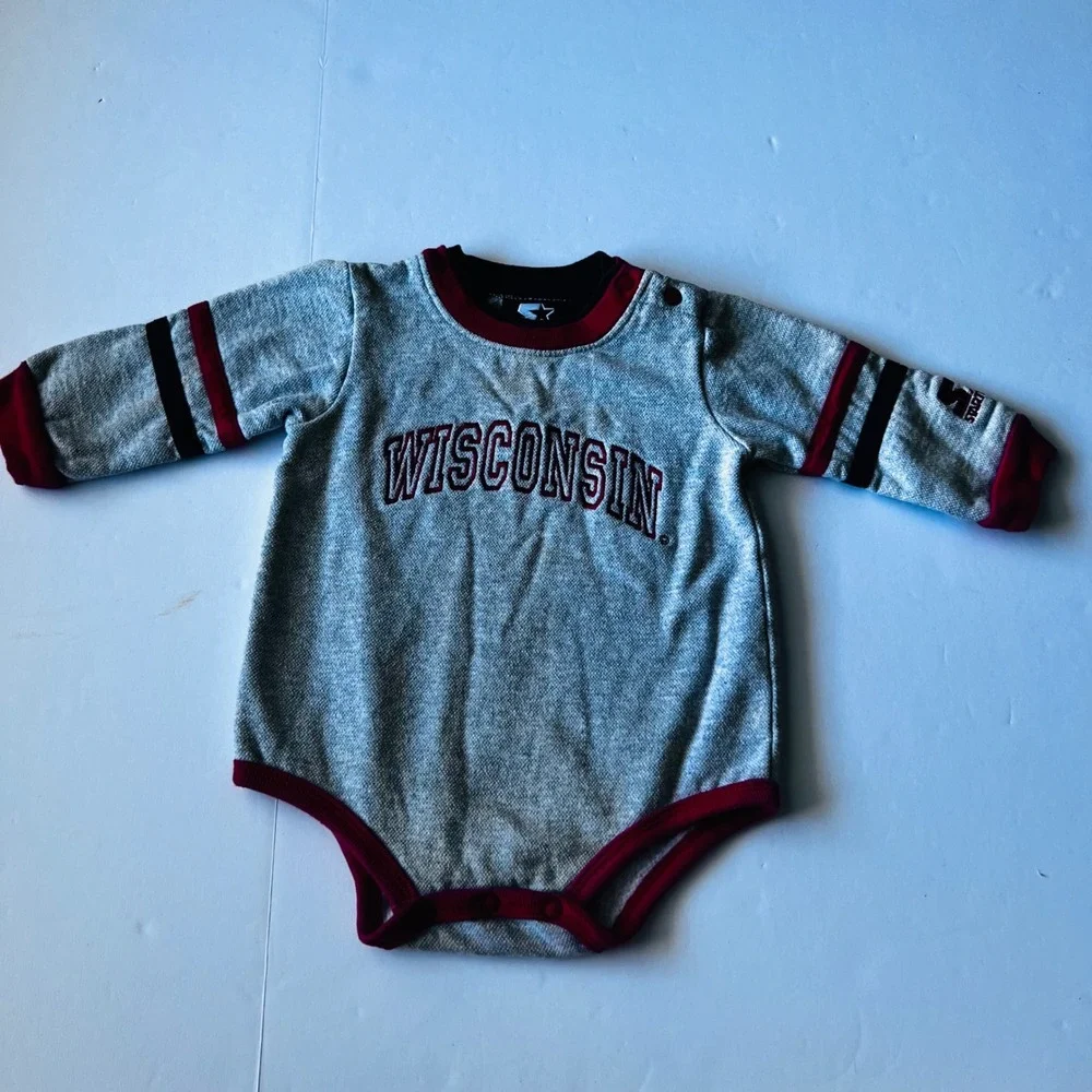 Vintage Starter Wisconsin‎ Badgers Bodysuit 3-6M Long Sleeve NCAA
